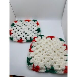 Set of 2 Handmade Crochet Christmas Coaster/pot holder Red Green‎ White  Square